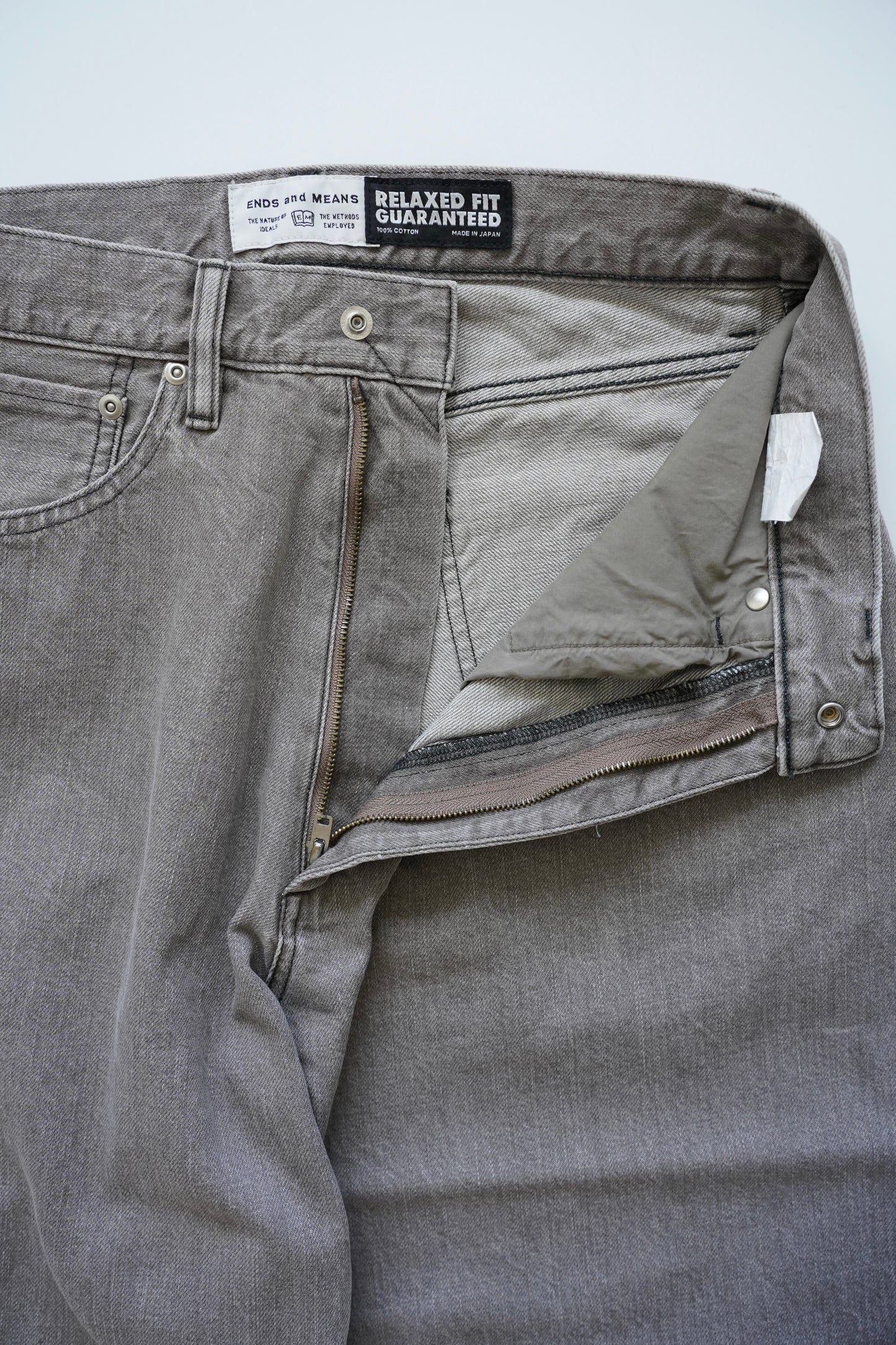 Relaxed fit 5 Pockets Denim Washed Moca 【ENDS and MEANS】